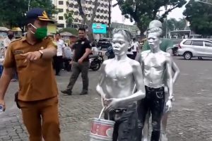 Tujuh Manusia Silver Terjaring Razia di Jalanan Kota Medan