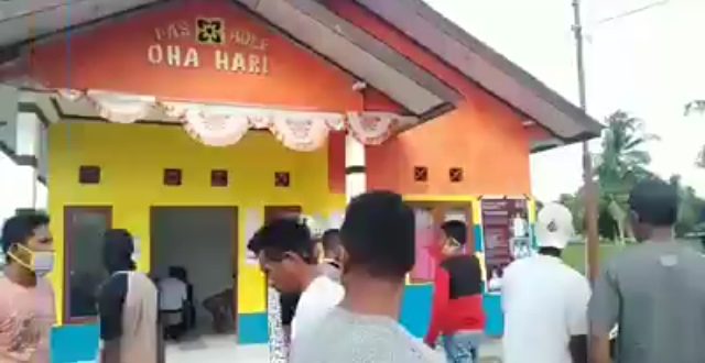 Warga Maluku Tengah Gerebek Pesta Miras di Kantor Desa. (screenshot)