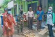 Babinsa Gelar Penyemprotan Disinfektan di Desa Binaan Menuju New Normal