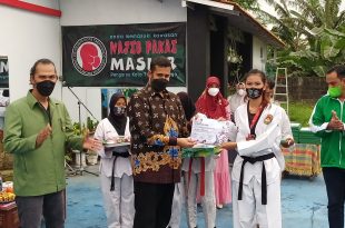 Walikota Beri Reward Atlet Taekwondo Kota Probolinggo Berprestasi