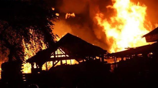 154 Kebakaran Terjadi di DKI Jakarta dengan Total Kerugian Rp 38 Miliar,Selama Bulan Ramadhan. (Padek.co)