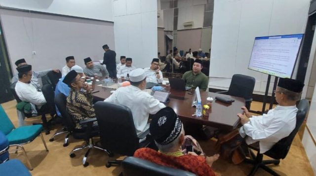 MUI Sulsel Keluarkan Hukum Jual Beli Pakan Babi