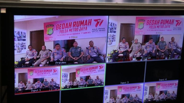 Polda Metro Jaya Bedah Rumah Anggota Lantas di Kelapa Gading, Menyambut HUT Bhayangkara Ke 77