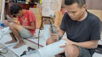 Lampu Hias Kaligrafi Buatan 2 Pemuda di Kota Probolinggo Laris Manis
