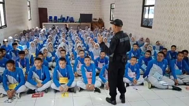 MPLS SMK Muhammadiyah 1 Ajibarang di Mako Brimob Banyumas