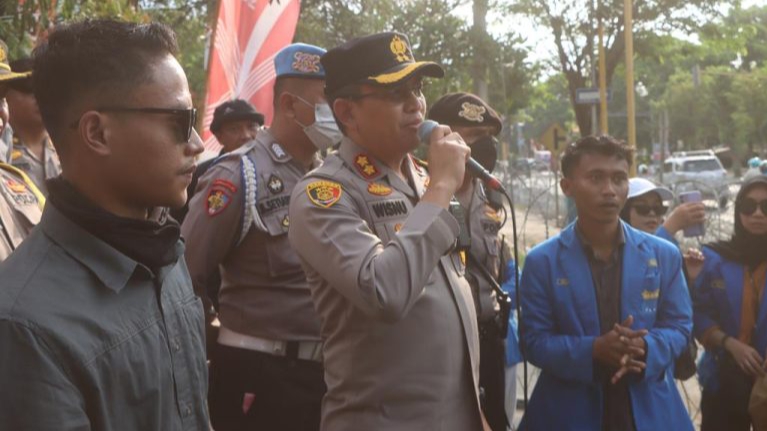 Aksi Damai PMII Probolinggo Berjalan Lancar, Kapolres Probolinggo Berterima Kasih