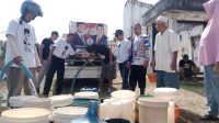 Relawan Sobat Anies Ajibarang Berbagi Air Bersih ke Desa Tedampak Kekeringan
