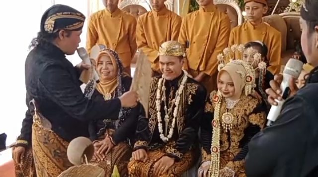 Tradisi Begalan Untuk Mempelai Pengantin, Punya Nilai Filosofis Tinggi 