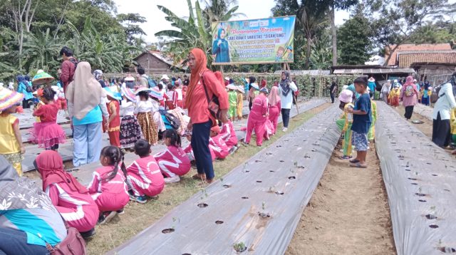 Program K3P Wisata Edukasi, Pertamina Selenggarakan Event Tanam Serentak 1000 Tanaman Hortikultura