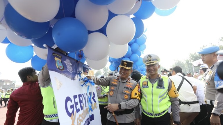 Balon Berhadiah Sapi Dari Kapolda Sumut