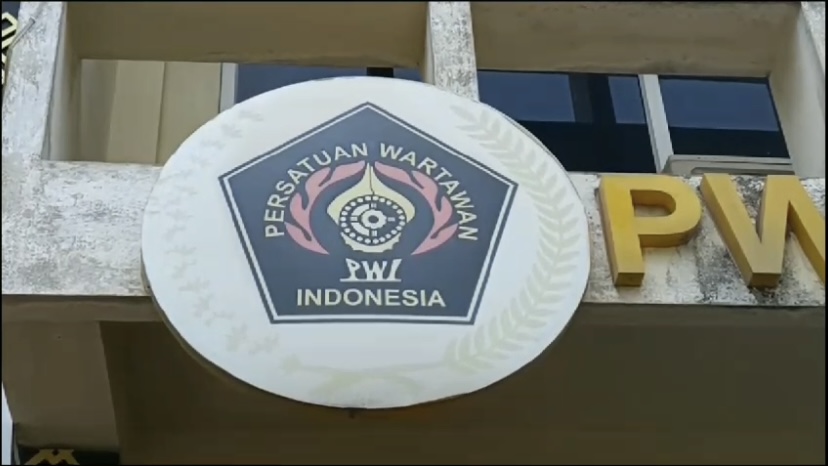 PWI Sumut DesainPolisi Usut Dugaan Pembakaran Rumah Wartawan