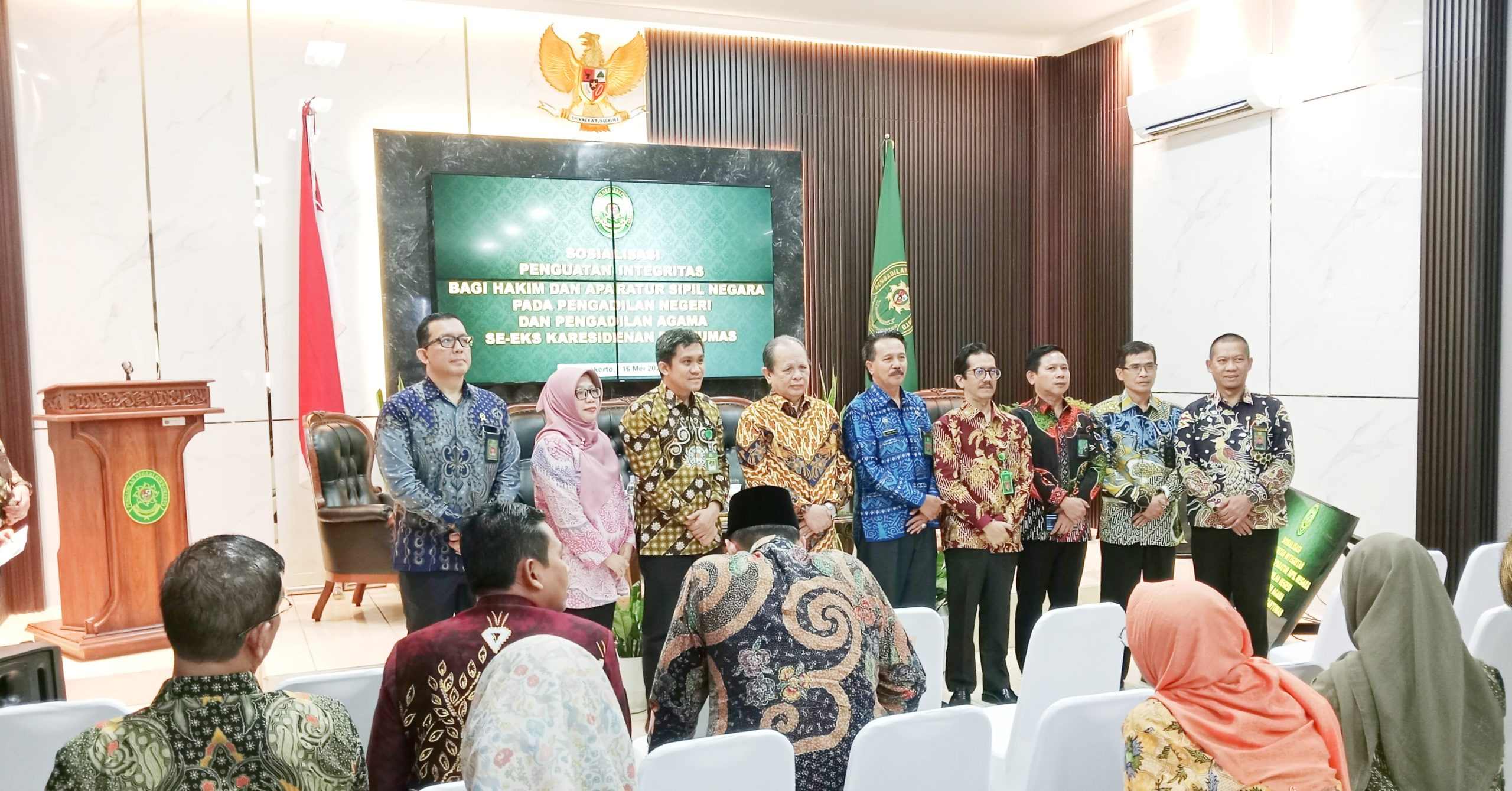 Sosialisasi Penguatan Integritas Bagi Hakim dan ASN, PN dan PA Se-eks Karesidenan Banyumas