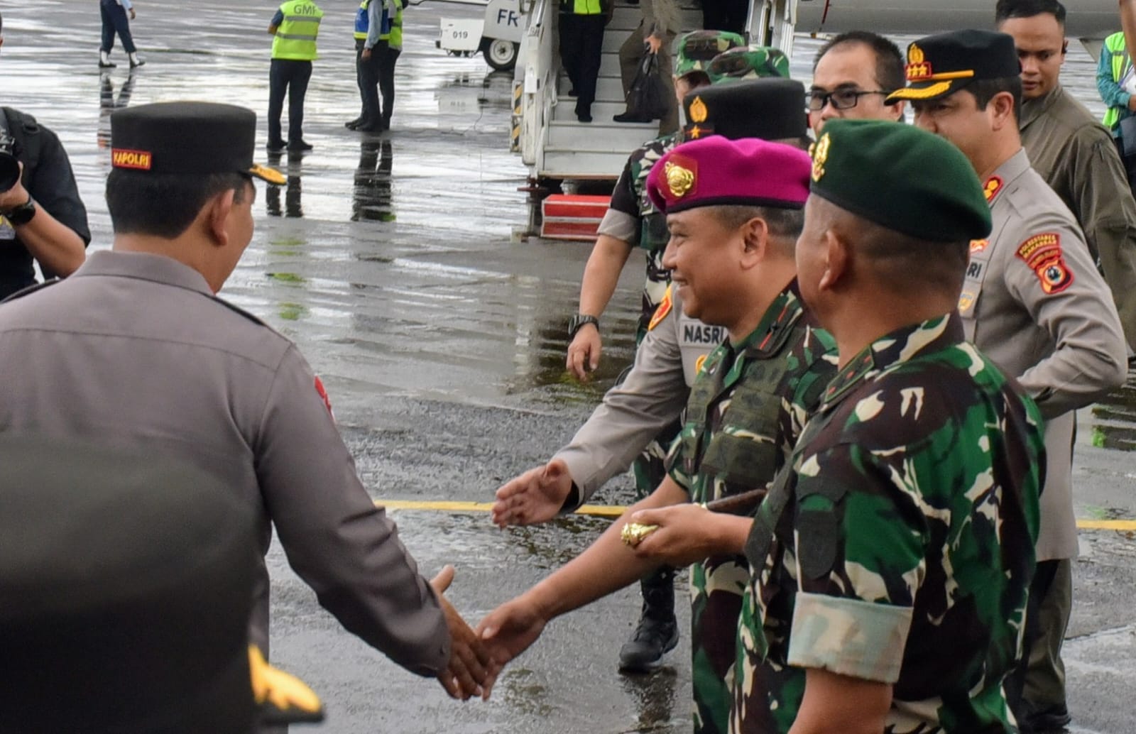 Usai Kunker 2 Hari di Sulsel, Danlantamal VI Makassar Antar Kepulangan Kapolri