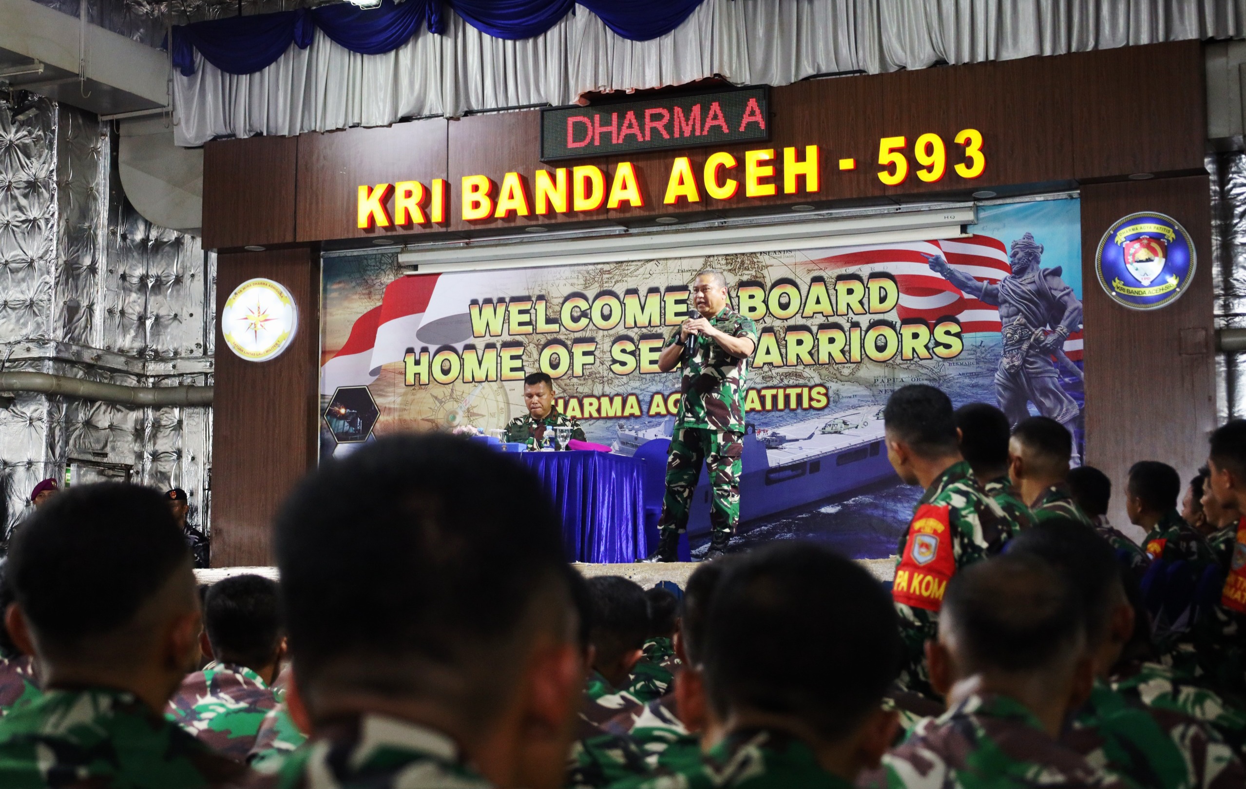 Danlantamal VI dan Danpasmar 2 Beri Pengarahan Ratusan Pasukan Prajurit Marinir