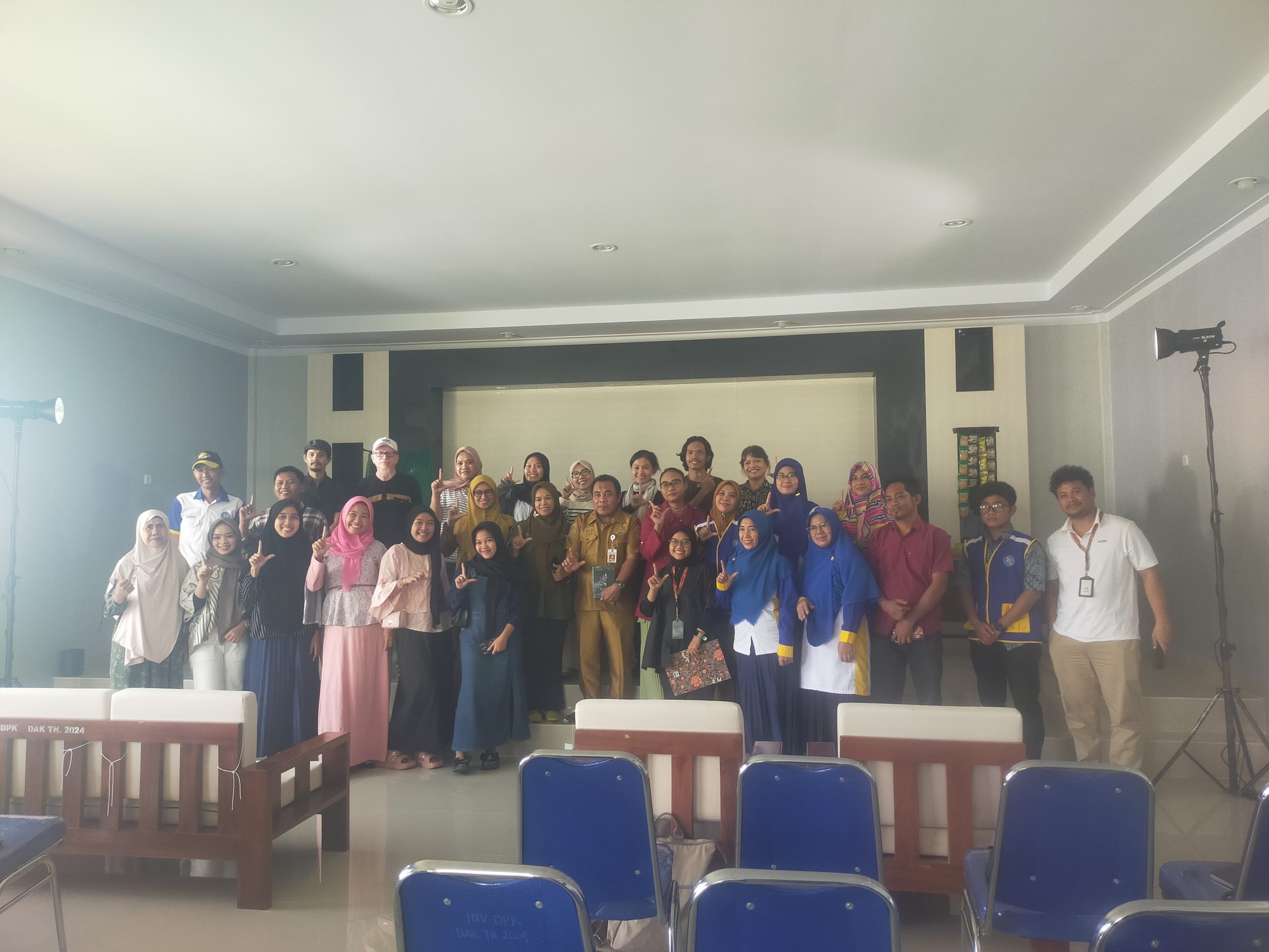 Diskusi “Meretas Akses Pendidikan Perempuan Pulau Melalui Teater” Digelar di Pangkep