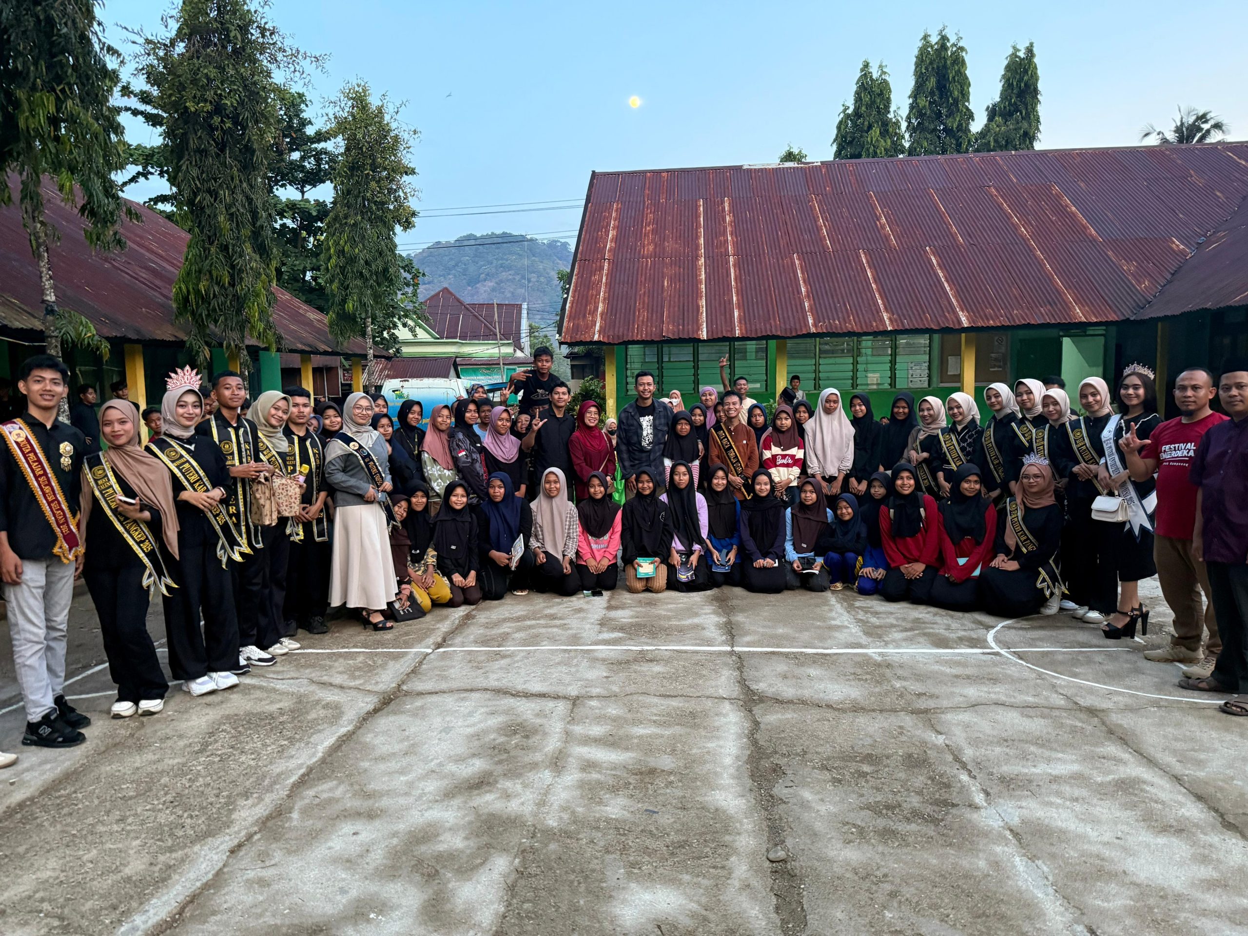 Wisata Literasi, Jatuh Cinta pada Buku di Pelosok Desa