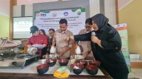 Pelatihan Pembuatan Makanan Sehat Brownies Wortel Melalui Pelatihan Untuk Peningkatan UMKM Desa Sindangjaya Kab. Cianjur