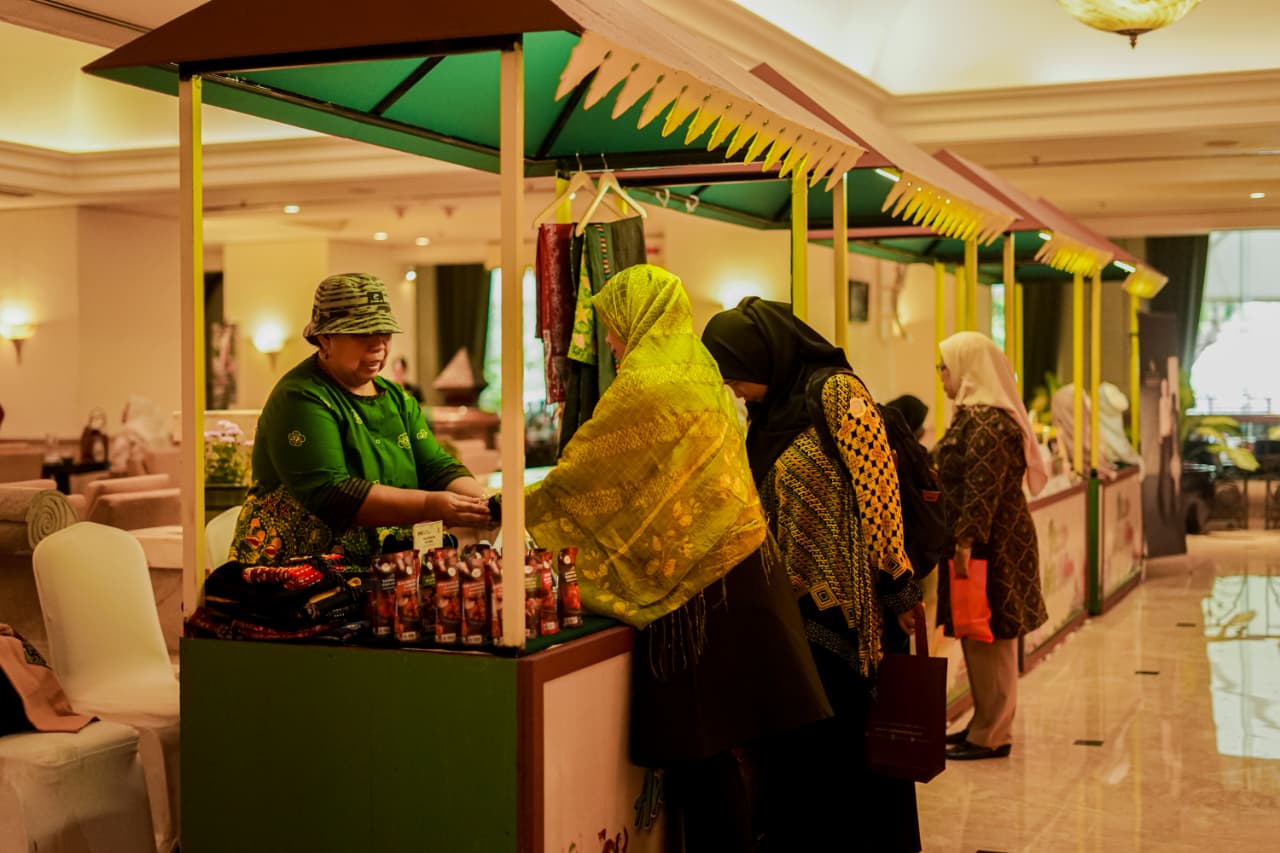 Hotel Borobudur Jakarta Hadirkan Program “Discover Art & Culture” untuk Rayakan Kekayaan Budaya Melayu