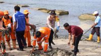 Aksi Bersih Pantai Polres Kepulauan Seribu, Bukti Cinta dan Kepedulian Warga pada Pulau Untung Jawa